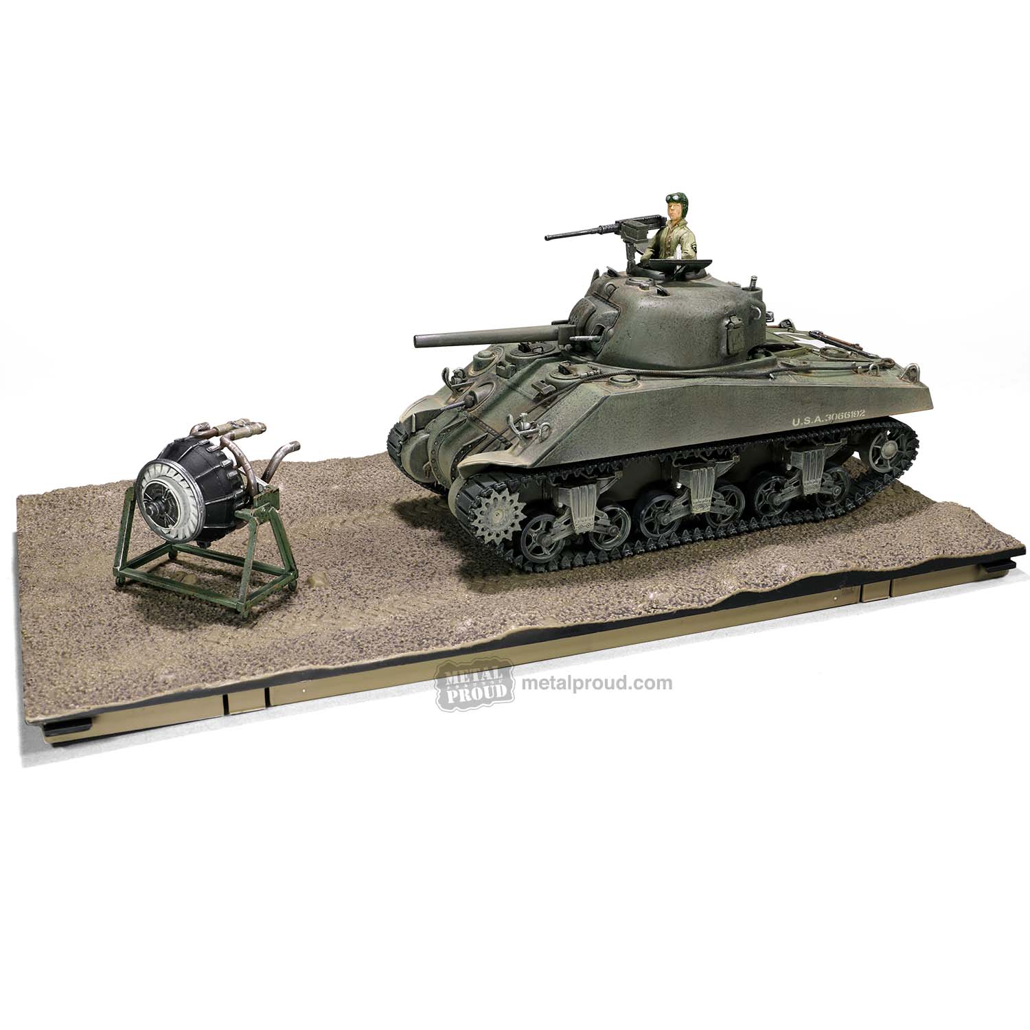 Sherman M4 US Medium Tank 753th Bataillon Italy 1944 - 1:32